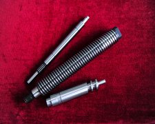 Headed screw